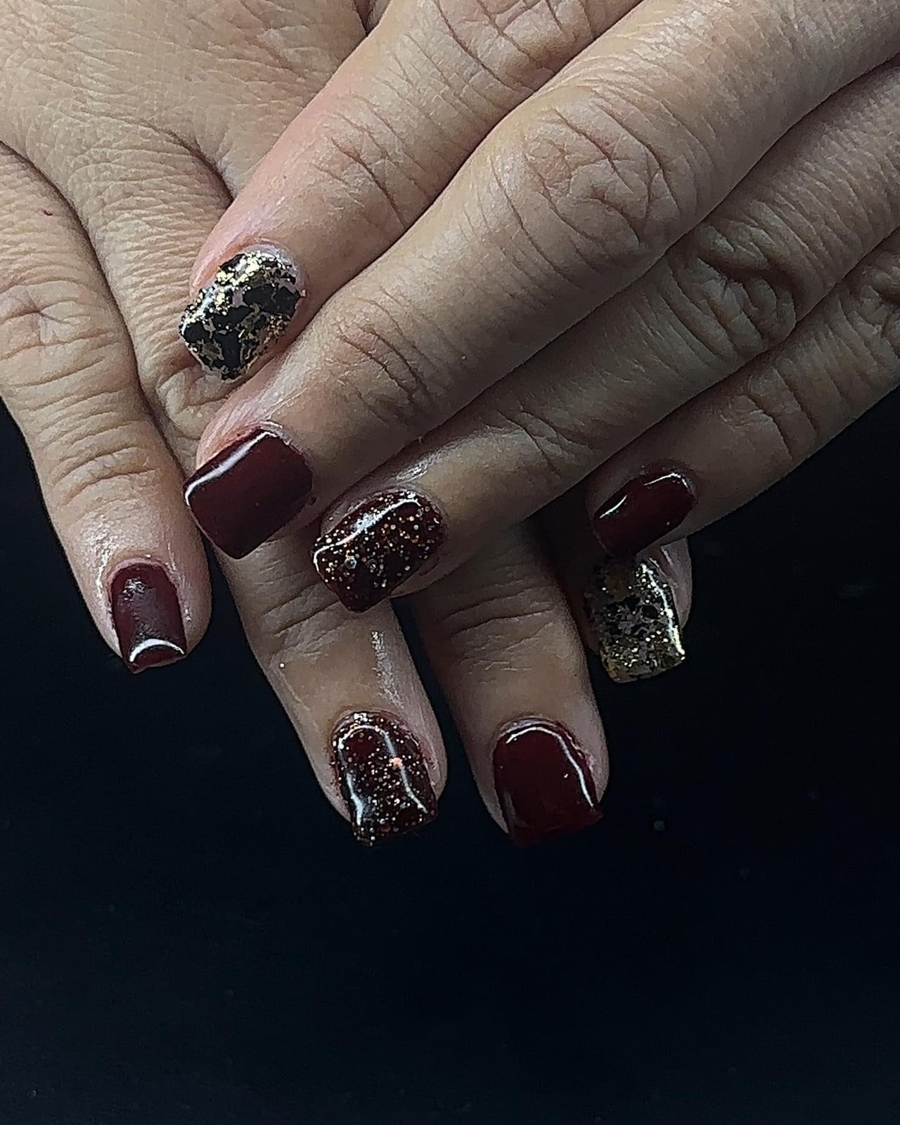 Manucure russe professionnelle finition brillante - salon Lachine